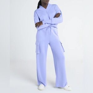 Scoop Ultimate Scubaknit Wide Leg Cargo Sweatpants Lavender Women's Size L 12/14